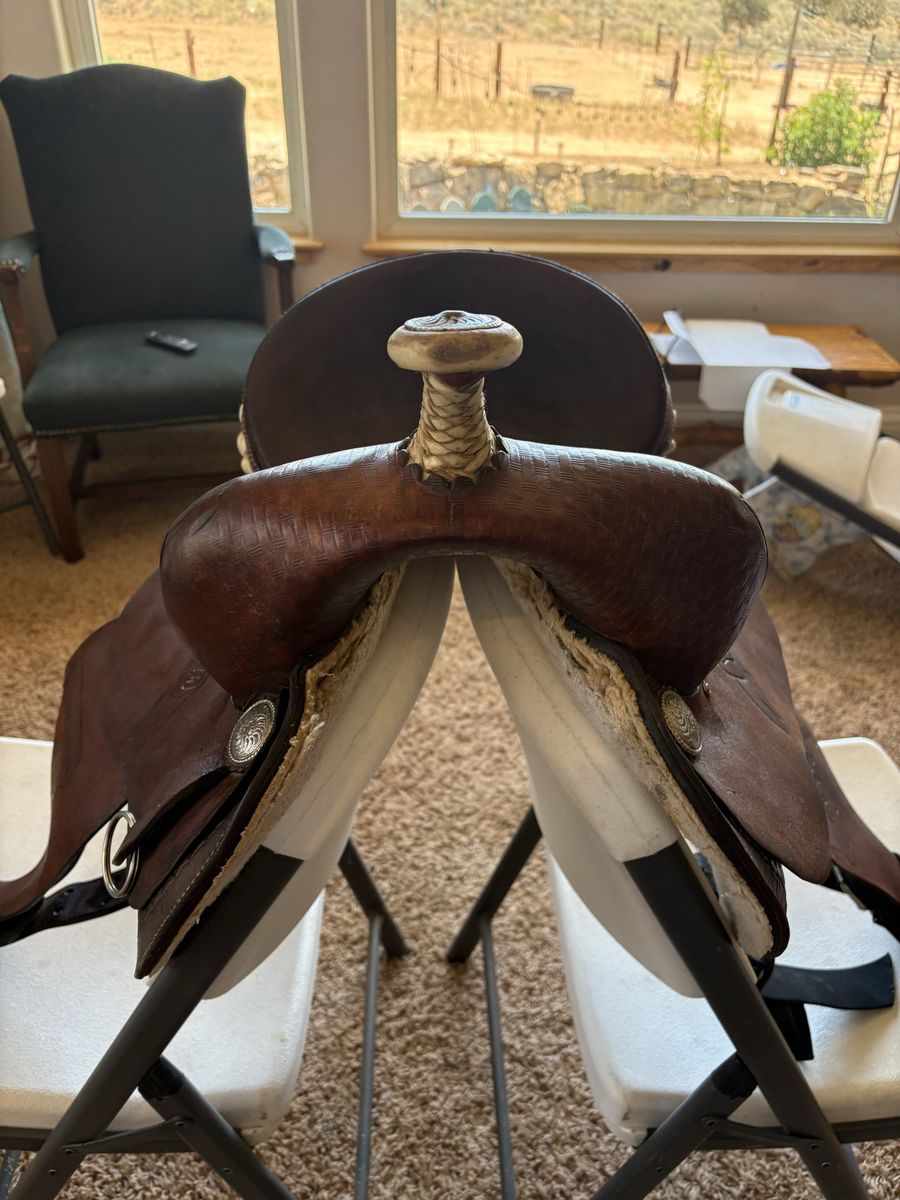 Main image 4