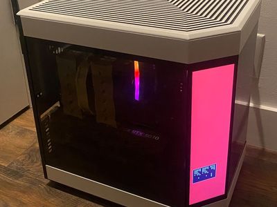 High End RTX 5070 HYTE Y70 Ryzen 5700X3D Gaming PC