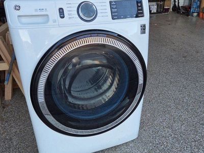 GE UltraFresh Vent System ( 4.8-cuft ) Front-Load