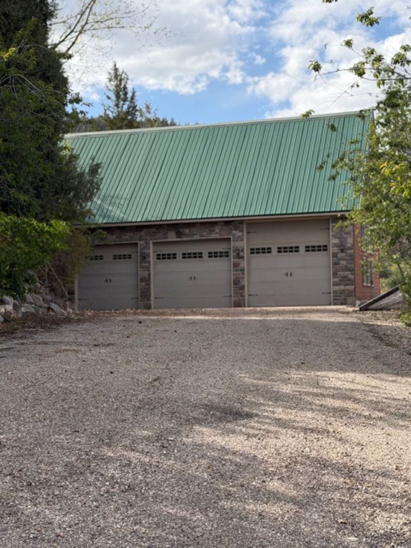 Main image 19