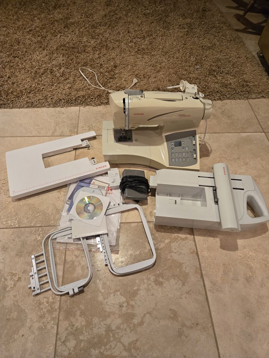 Used Singer Futura Embroidery Machine
