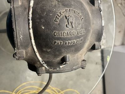 Vintage Pyle-National Chicago USA Heavy Duty Industrial Signal Light