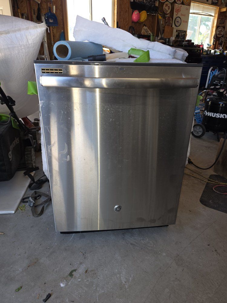 GE Appliances GDT545PSJ5SS Dishwasher, Stainless Steel, Hidden Controls, 2 Racks