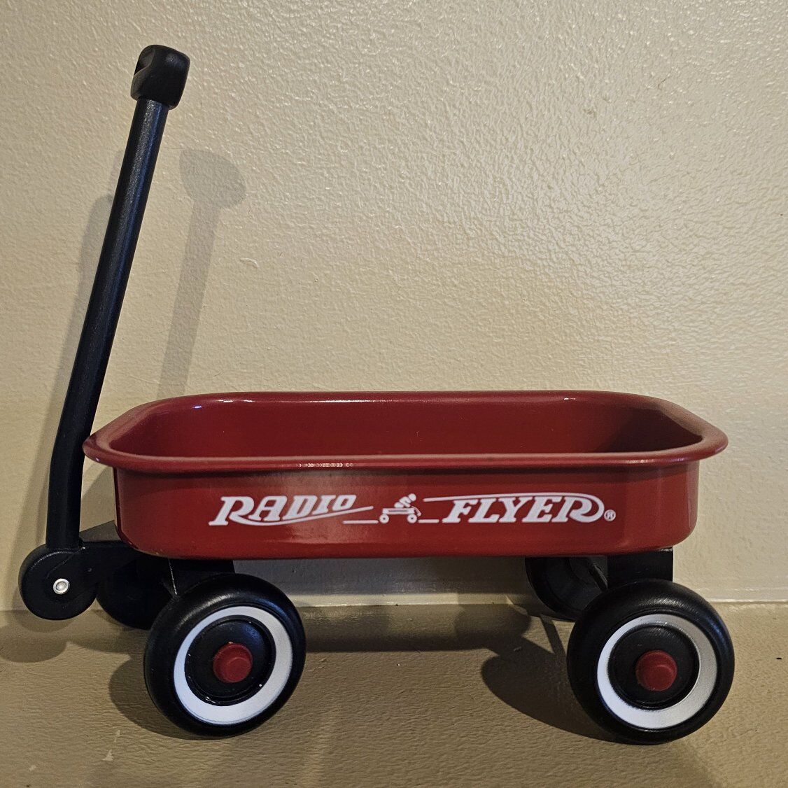 Radio Flyer Wagon 12 inches