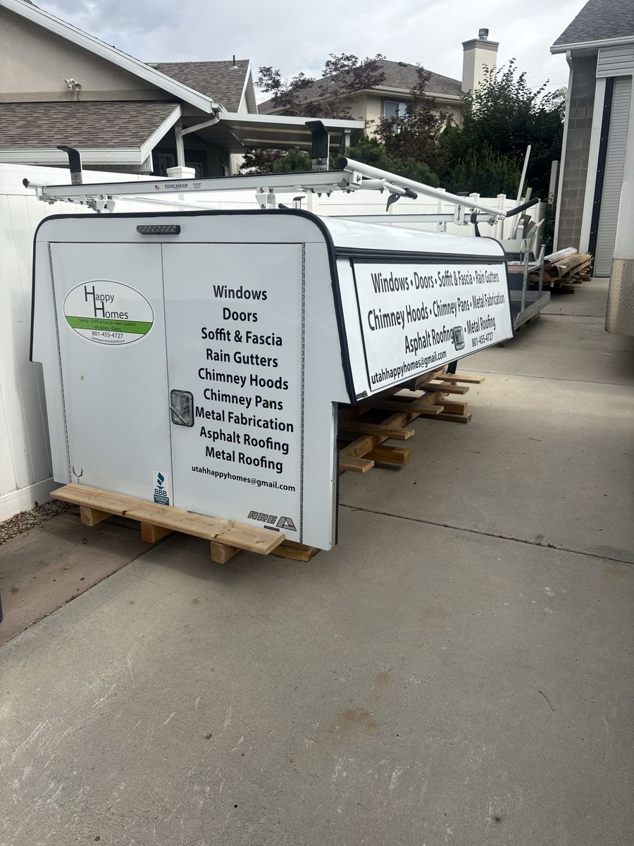 A.R.E. Commercial Truck Cap Canopy with Prime Design Ladder Rack - White