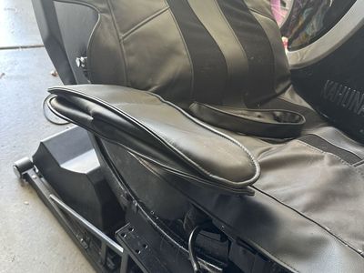 KAHUNA massage chair