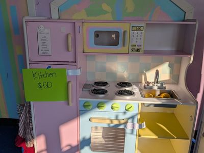 Play Kitchen