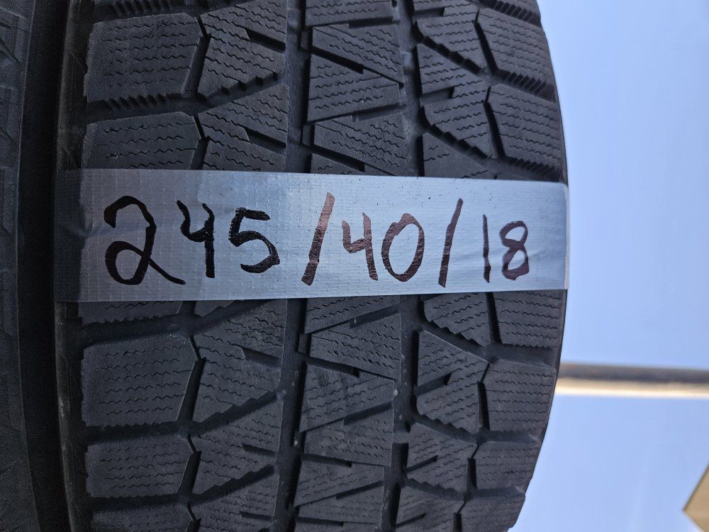 245/40r18 Bridgestone blizzak
