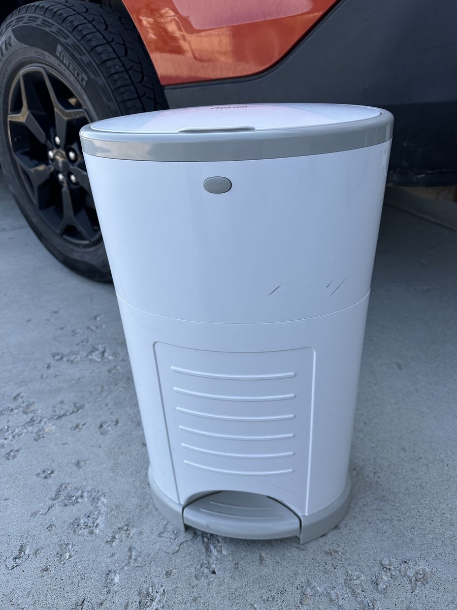 Dekor Classic Diaper Pail W Liners