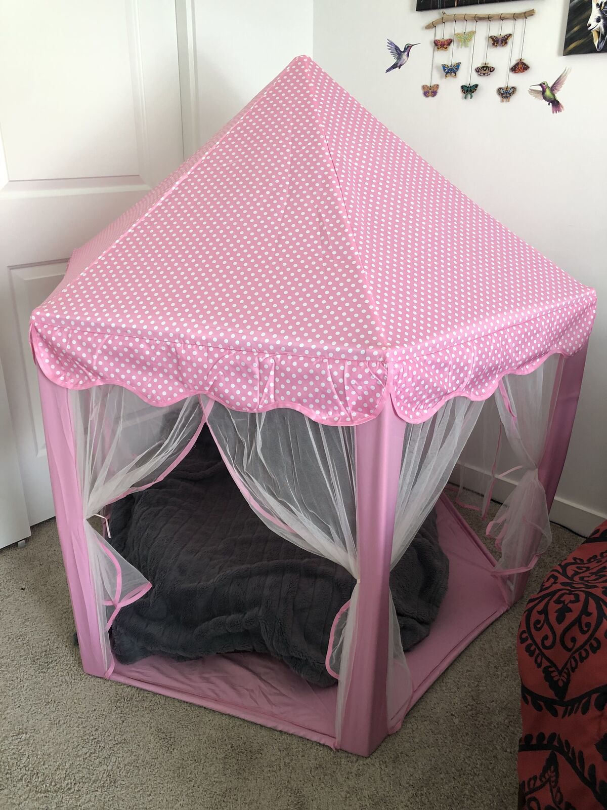 PRICE REDUCED! Pink Princess Tent