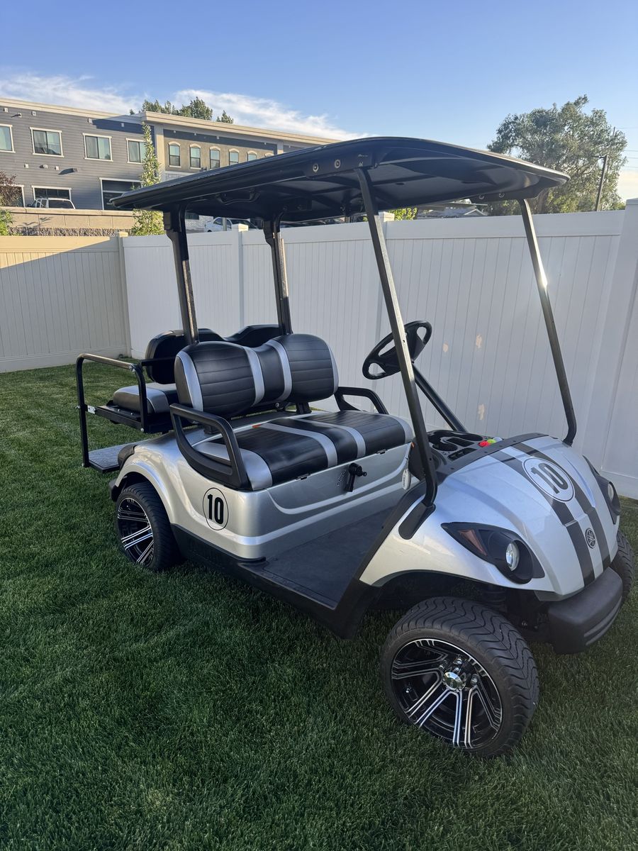 Yamaha Customized Gas Golf Cart