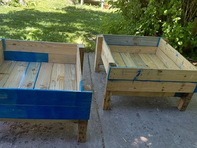 Custom recycle planter box