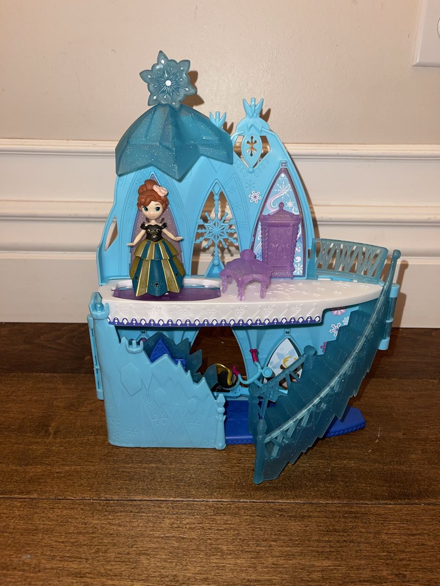 Main image 4