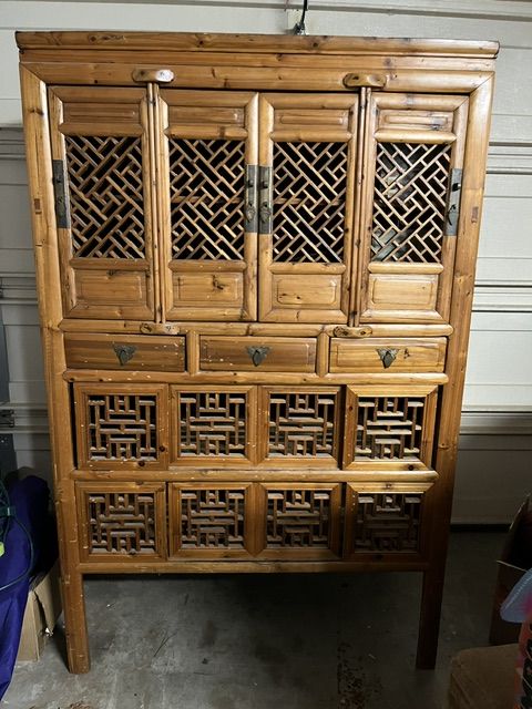 Chinese Cabinet
