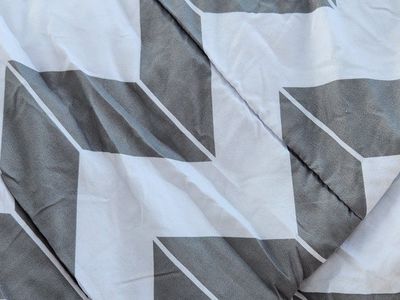 COLLEGE BOUND ALERT - Gray Geometric Chevron Pattern Twin XL Comforter