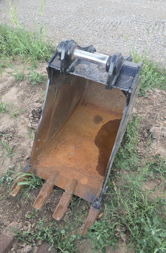 Main image 2