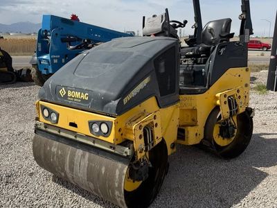 NICE 2014 BOMAG MODEL BW120SL-5 DOUBLE SMOOTH DRUM COMPACTOR