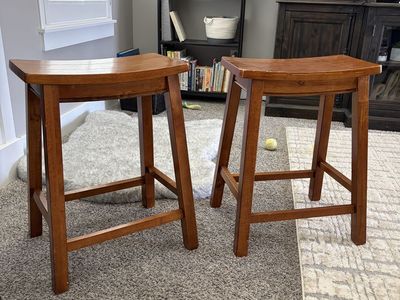 Saddle Seat, 24 Inch Barstools