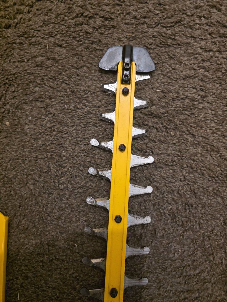 Main image 4