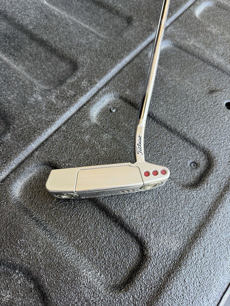 Scotty Cameron Titleist Select Newport 2.5 Golf Putter