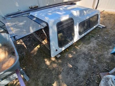 Truck Shell/Camper Top - White with Rear Window - Fits most trucks