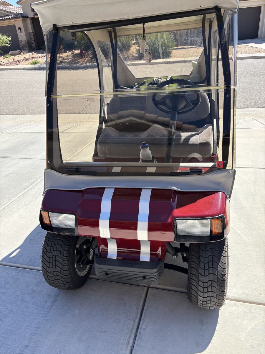GOLF CART