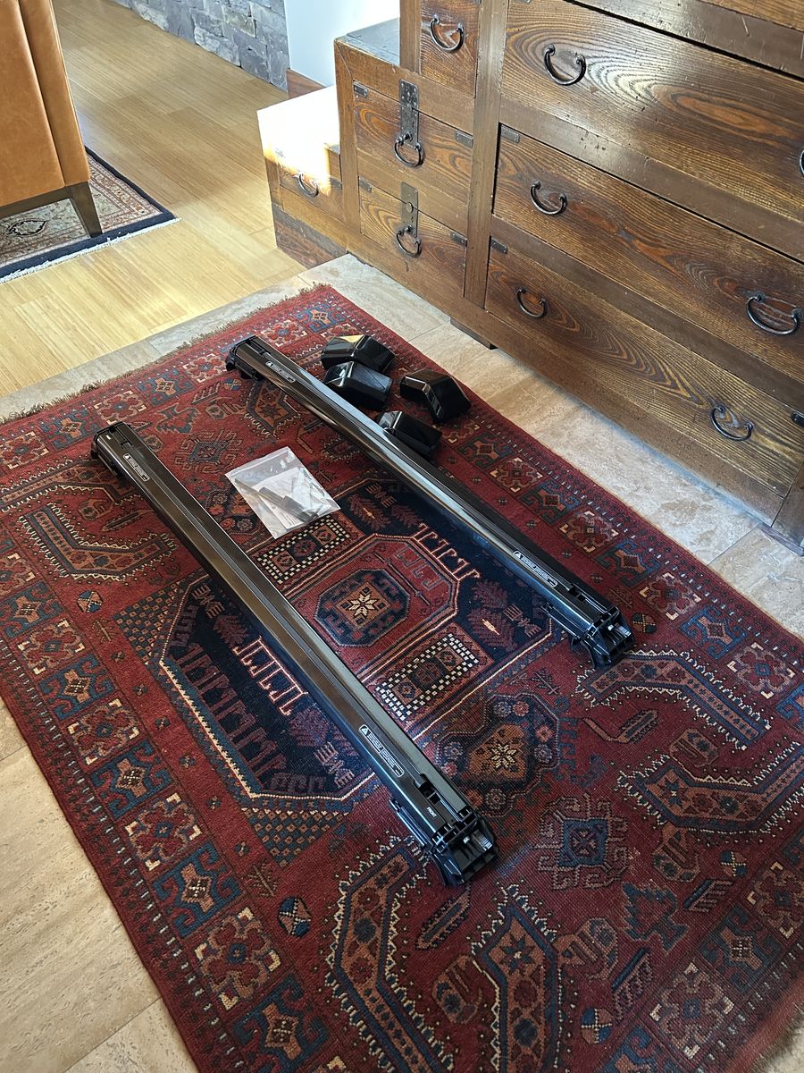 Roof rack cross rails Toyota