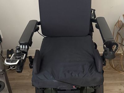 Quantom-Q6 Edge 3 Stretto Power Chair