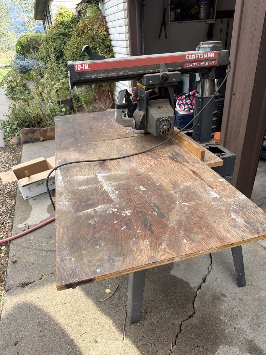 Radial Arm Saw