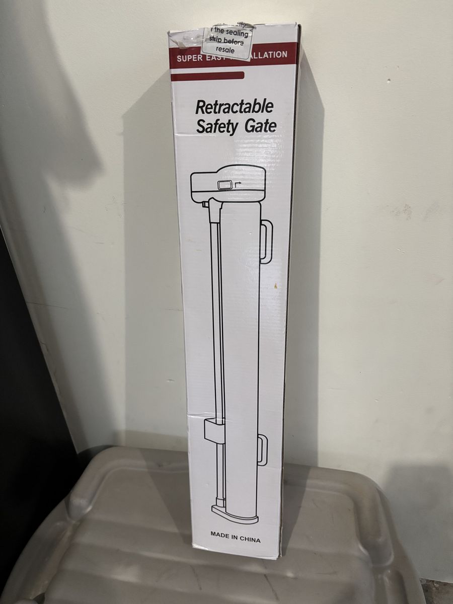 Convenient Gate for pets or toddlers