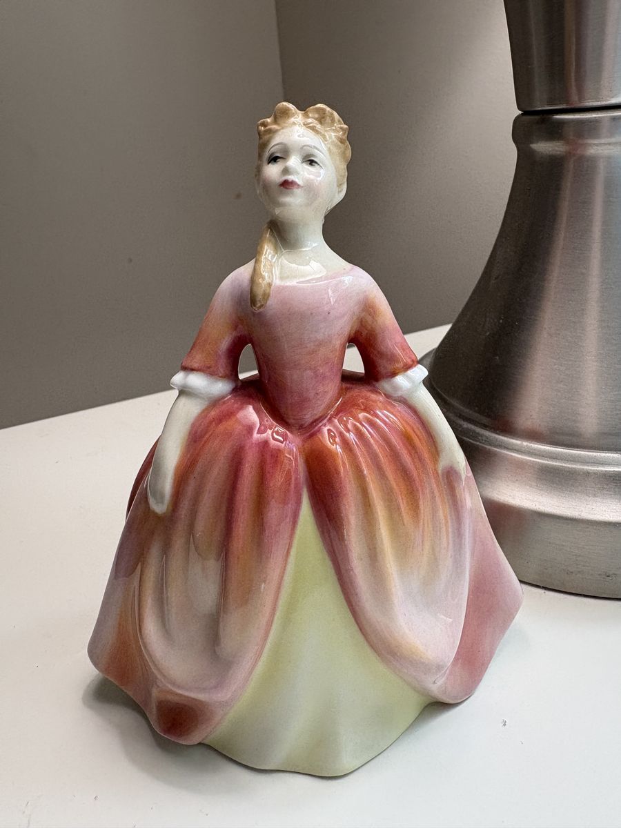 Royal Doulton Figurine
