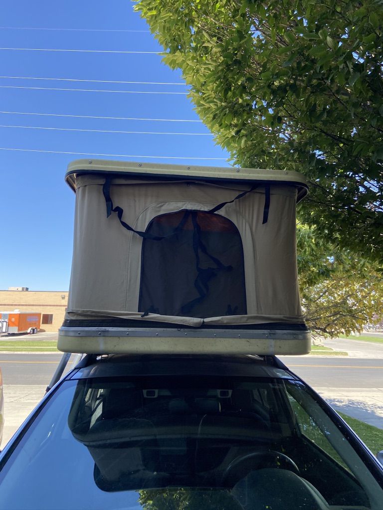 Hard Shell Roof Top Tent