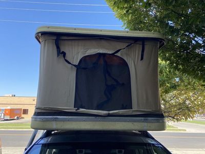 Hard Shell Roof Top Tent