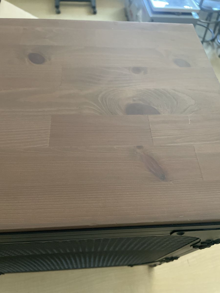 Main image 3