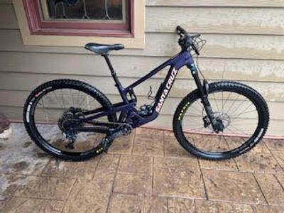 Like New 2025 Santa Cruz Hightower 4 C Complete S Mountain Bike, Small
