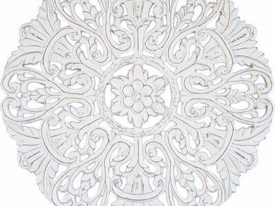 JFY Carved Round Medallon