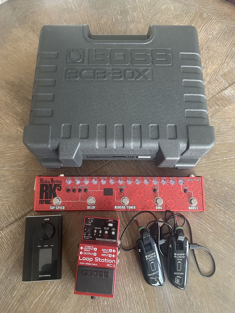 Misc Guitar: Tech21 RK5 - PositiveGrid RIFF - Boss RC-3