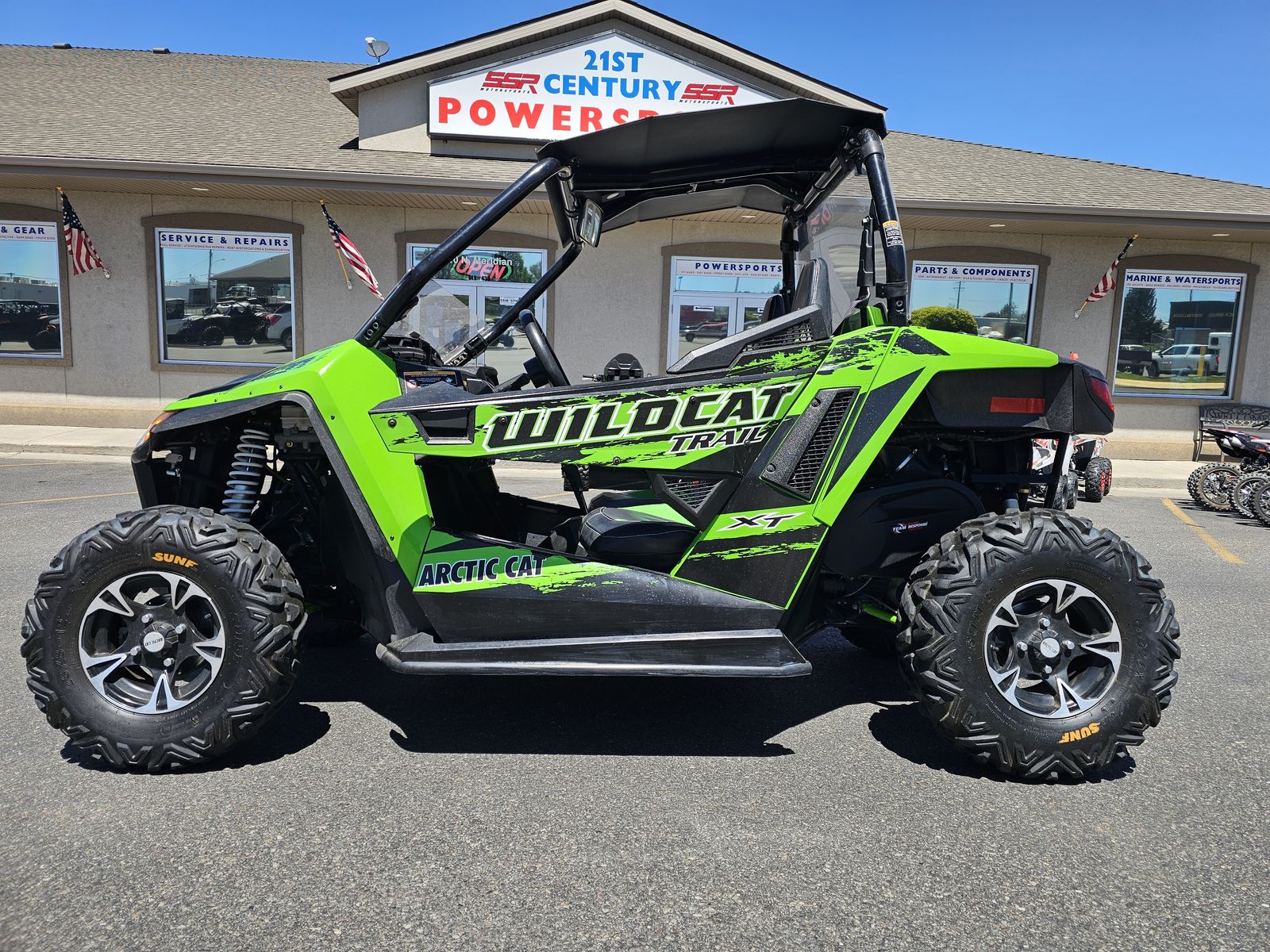 2014 Arctic Cat Wildcat™ Trail XT™ UTV, Side X Side