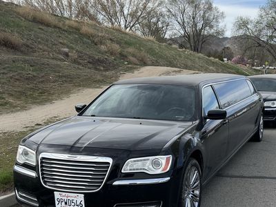 Stretch limos For Rent