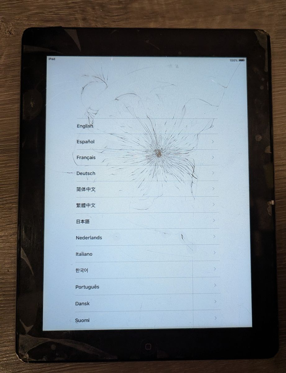 iPad 2 32 GB (second gen)