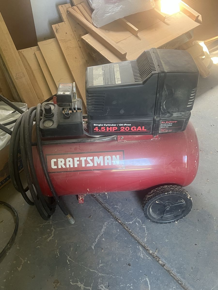 Craftsman 4.5 HP 20 Gallon Single Cylinder Oil-Free Air Compressor