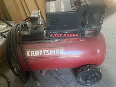 Craftsman 4.5 HP 20 Gallon Single Cylinder Oil-Free Air Compressor
