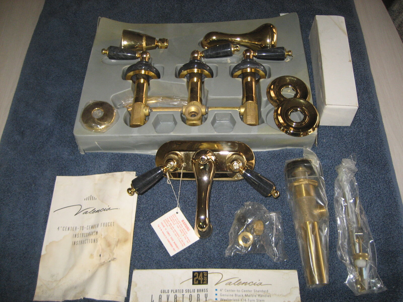 NOS VINTAGE VALENCIA 24 KARAT BATH SET.