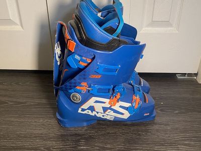 Ski boots $10 Lange 27-27.5