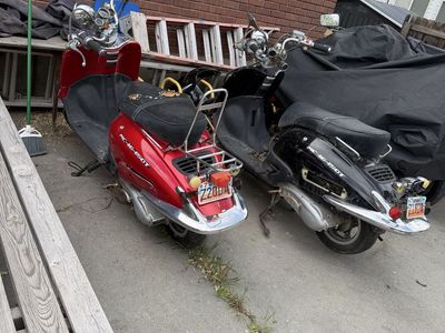 2 150cc moped motorcycles