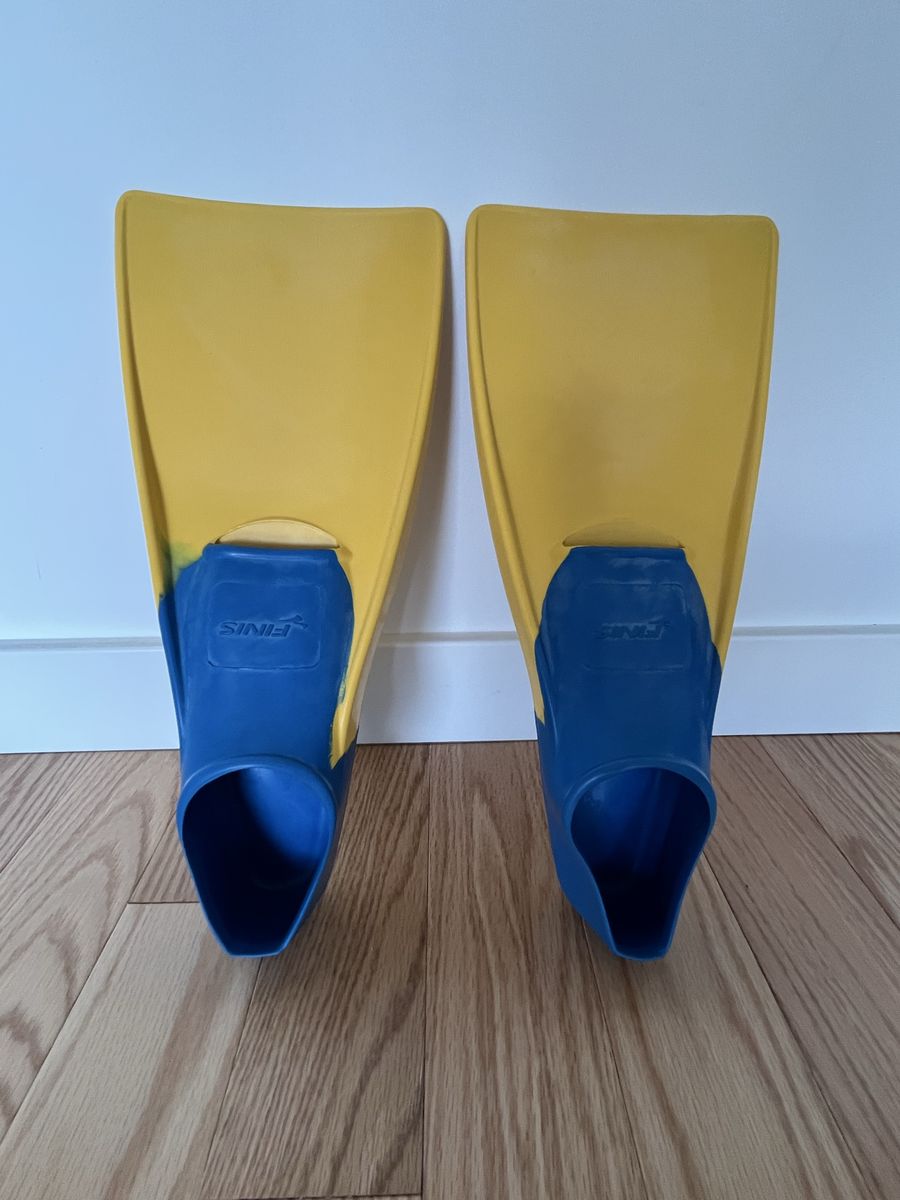 FINIS Yellow and Blue Swim Fins Training Z2 Zoomers Size 1-3