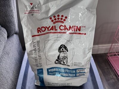 Royal Canin Hydrolyzed Protein Puppy Food