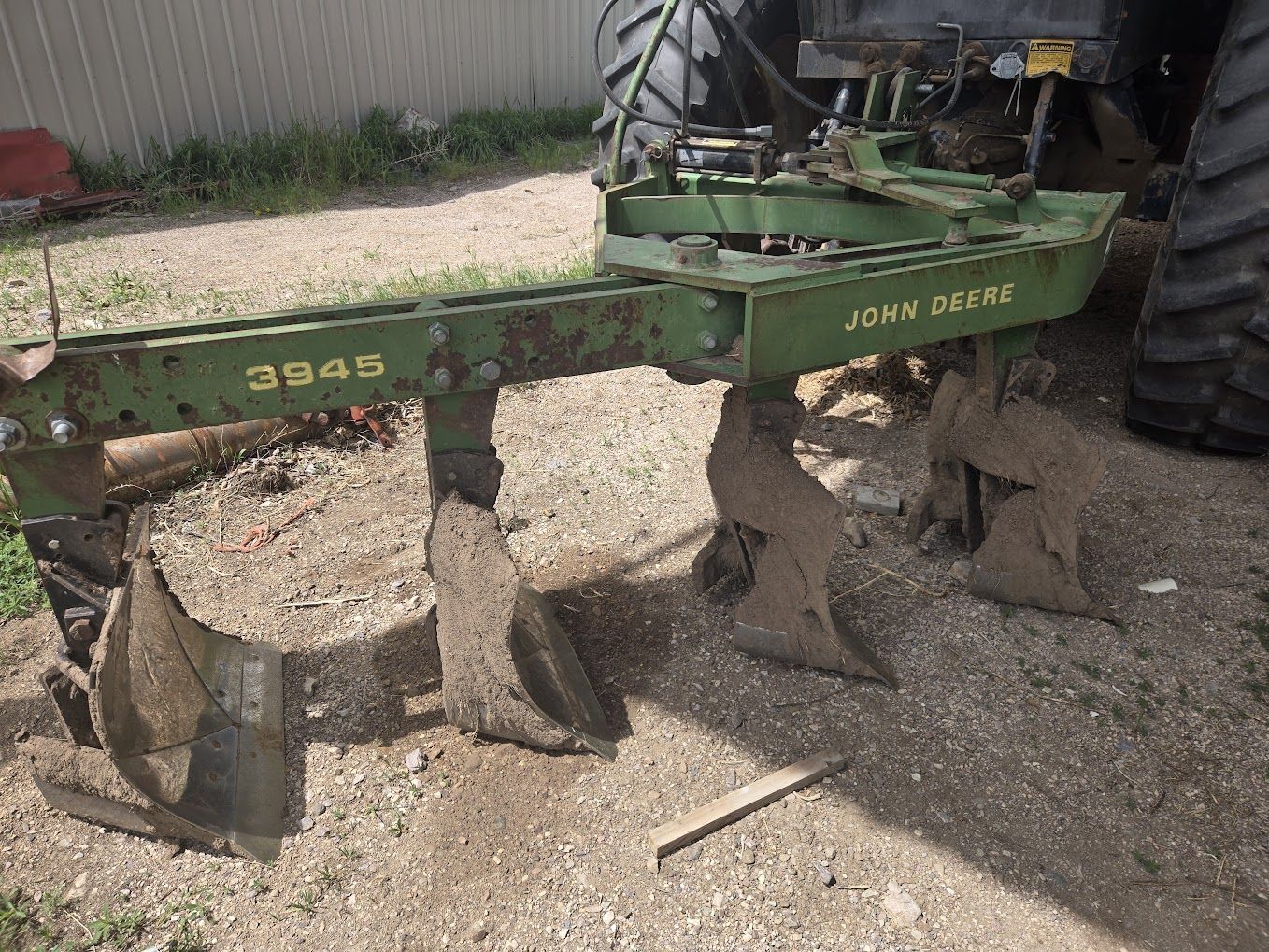 John Deere 3945 4 Bottom Switch Plow