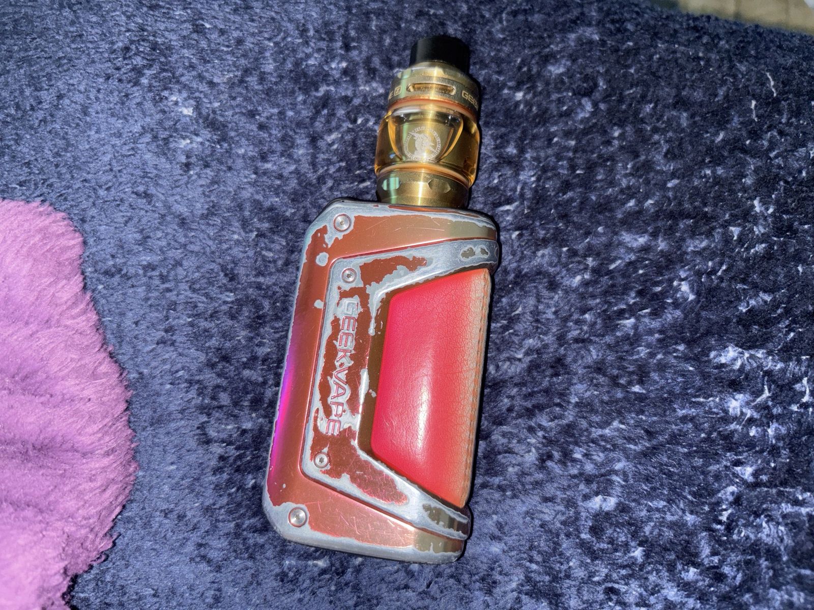 Geekvape Aegis Legend 200W TC Box Mod - Red/Gold, Durable, Used Condition