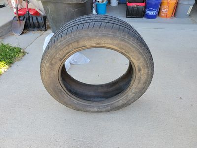 275 55 R20 Michelin Tire